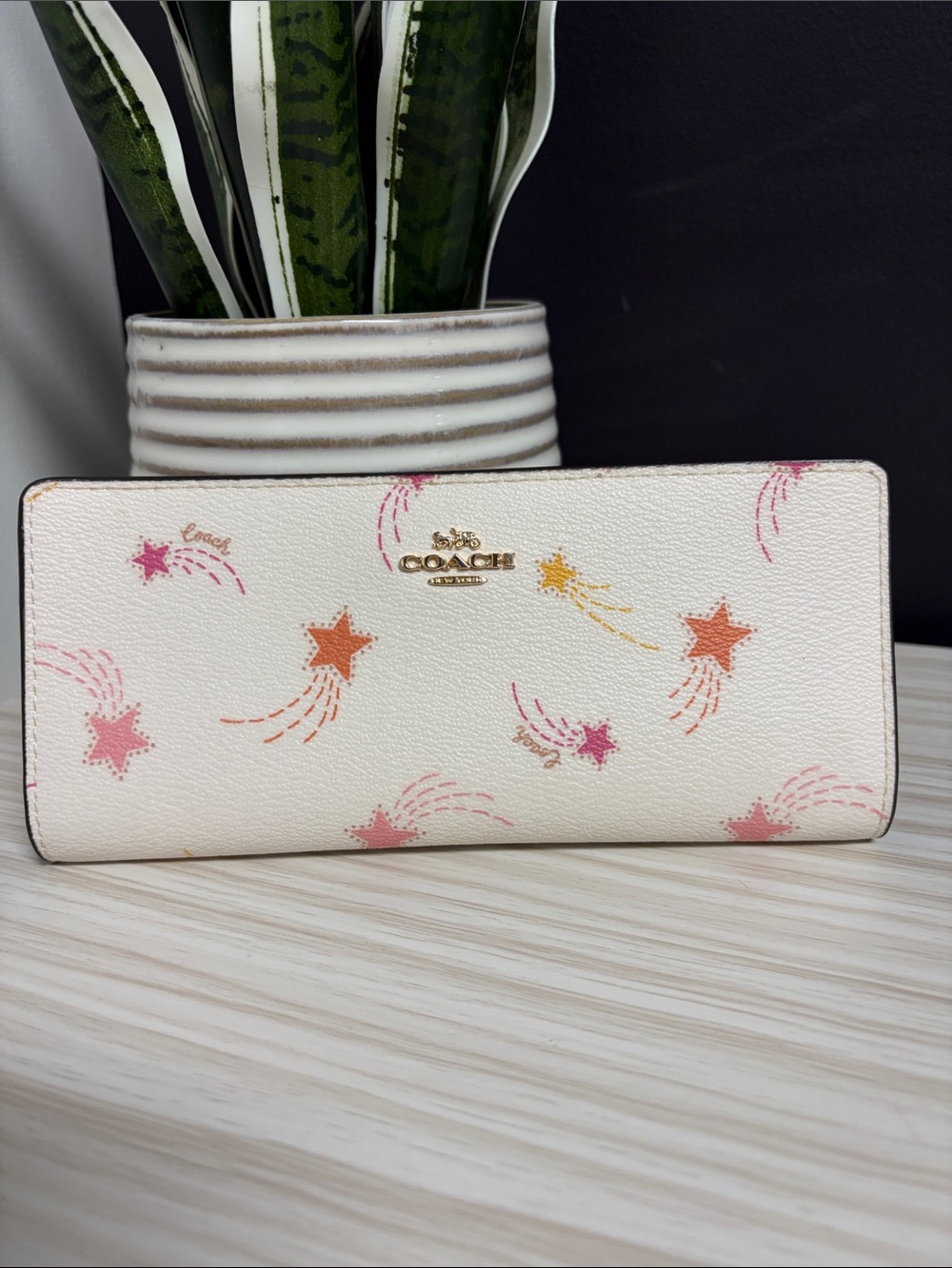 Coach Star Slim Zip Wallet with Shooting Star Print!! EUC